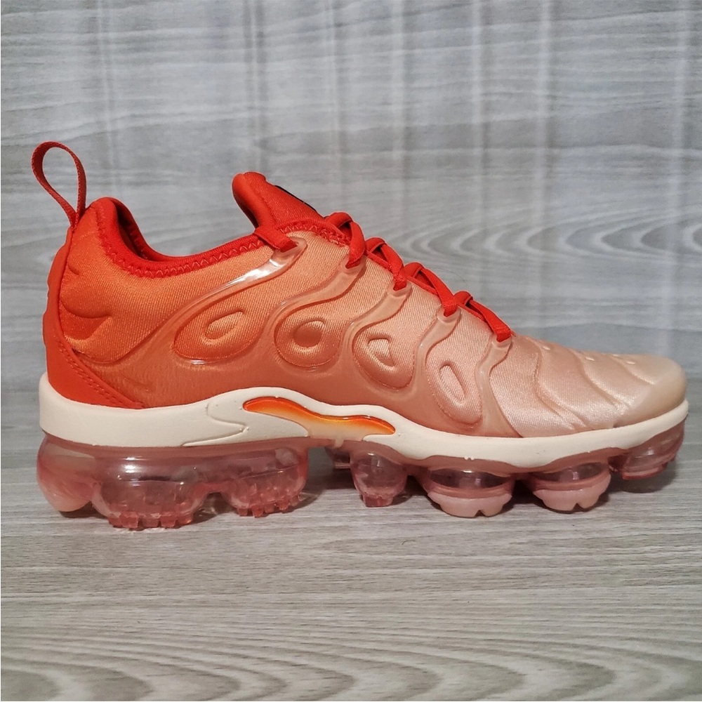 Women’s Nike Vapormax Plus Guava Ice Rush Orange Shoes Brand New With Box - Picture 11 of 14